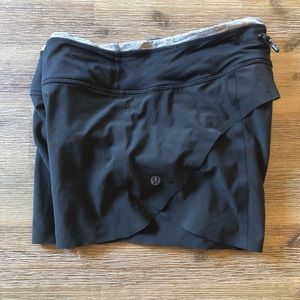 Lululemon short